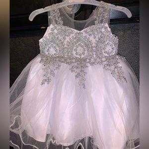 Baby girl white dress